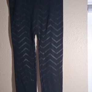 Women's Chevron Pattern Leggings - Black 260758